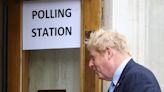Boris Johnson protagoniza la anécdota de las elecciones locales: no le permiten votar por no llevar documentación