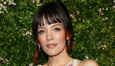 Lily Allen admits she has no idea how to use a washing machine work and her children do laundry