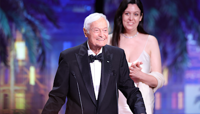 Roger Corman, Legendary Filmmaker and King of B-Movies, Dies at 98