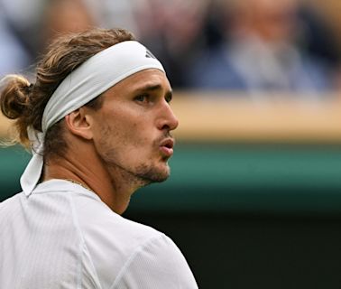 Zverev locker im Halbfinale von Hamburg