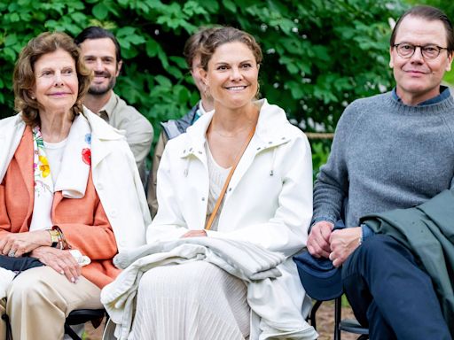 Silvia et Carl XVI Gustaf retrouvent Victoria et Carl Philip le temps d'un concert