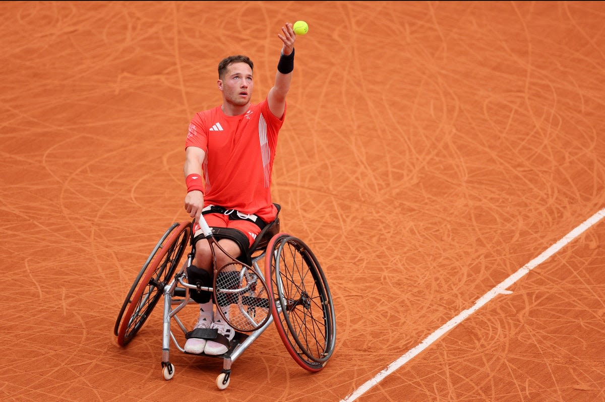 Kings of clay Alfie Hewett and Gordon Reid guarantee Paralympic tennis medal as Andy Lapthorne bows out