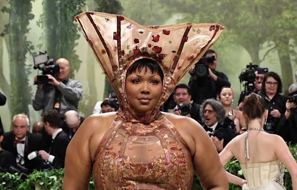 Lizzo at the Met Gala: All the Details on Her Glam and Her Gown