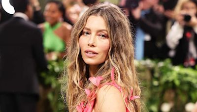 Jessica Biel Changes Her Stance on Eating in the Shower: 'Don't Do What I Do... I'm Not Perfect'