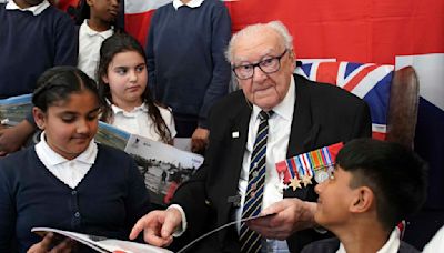 With time short, veterans seize the chance to keep their D-Day memories alive for others