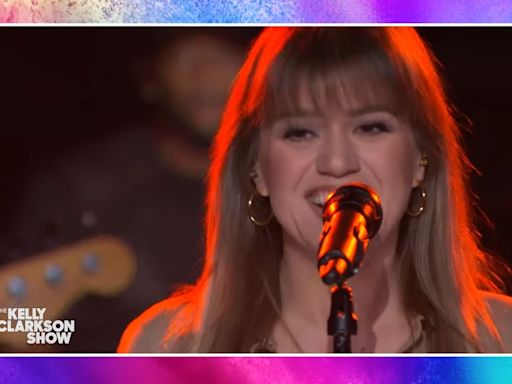 Watch Kelly Clarkson Go Down in a ‘Blaze of Glory’ as She Botches the Lyrics in Front of Bon Jovi