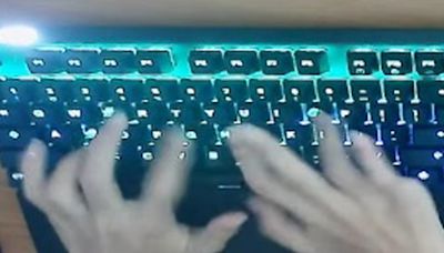 ‘This is freaking insane’ as world’s fastest typist shares 5-words-a-second clip