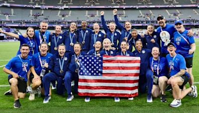 Emilie Bydwell becomes first female head coach to win Olympic medal in women's sevens rugby, achieves feat with USA