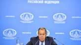 Lavrov califica la campaña electoral de EEUU de "espectáculo triste"