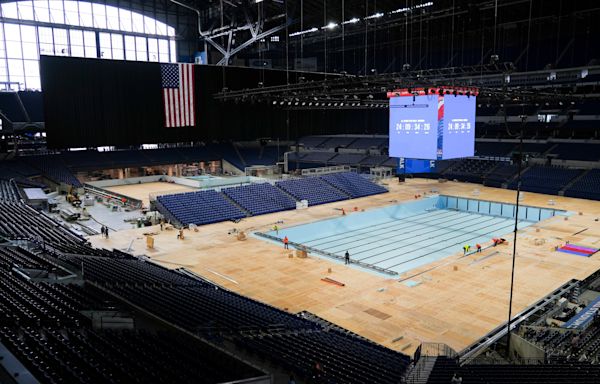 Watch as Lucas Oil Stadium builds a pool for the USA Olympic swim team trials