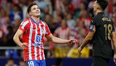 La sorprendente decisión que tomó Julián Álvarez con la camiseta con la que marcó su primer gol en el Atlético de Madrid