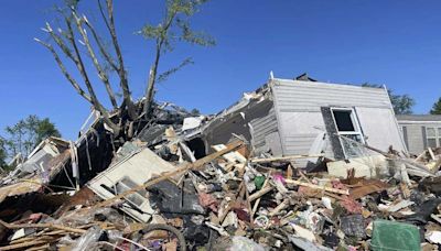 Storms batter the Midwest bringing tornadoes, hail and strong winds