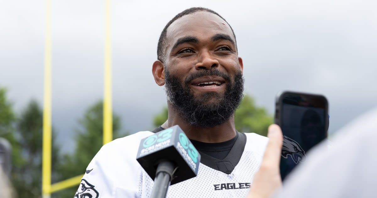 As 'farewell tour' begins, Brandon Graham is making sure the torch gets passed to young Eagles pass rushers