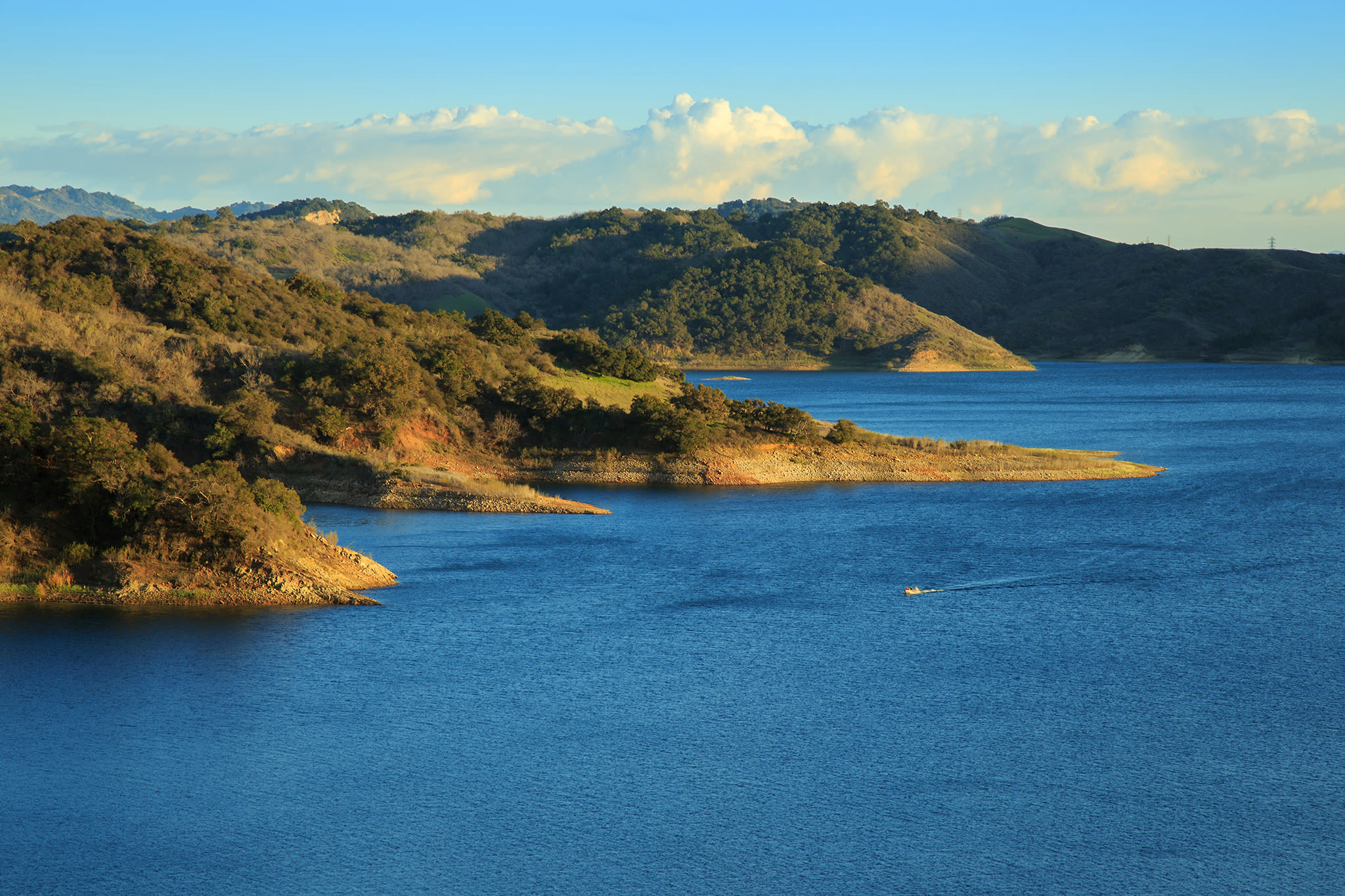 Calif. reservoir fills for the first time since 1998