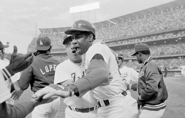 Plaschke: Once shunned, now a legend, Dusty Baker makes a triumphant Dodger return