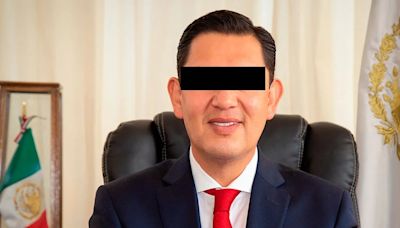 Fiscalía de Edomex investiga a alcalde de Santiago Tianguistenco por presunta extorsión y violación