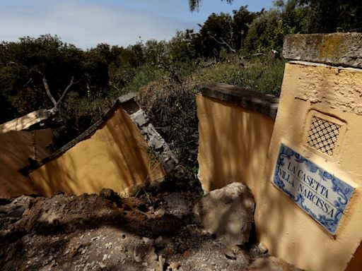 The landslide in Rancho Palos Verdes is getting worse. This man is fighting back