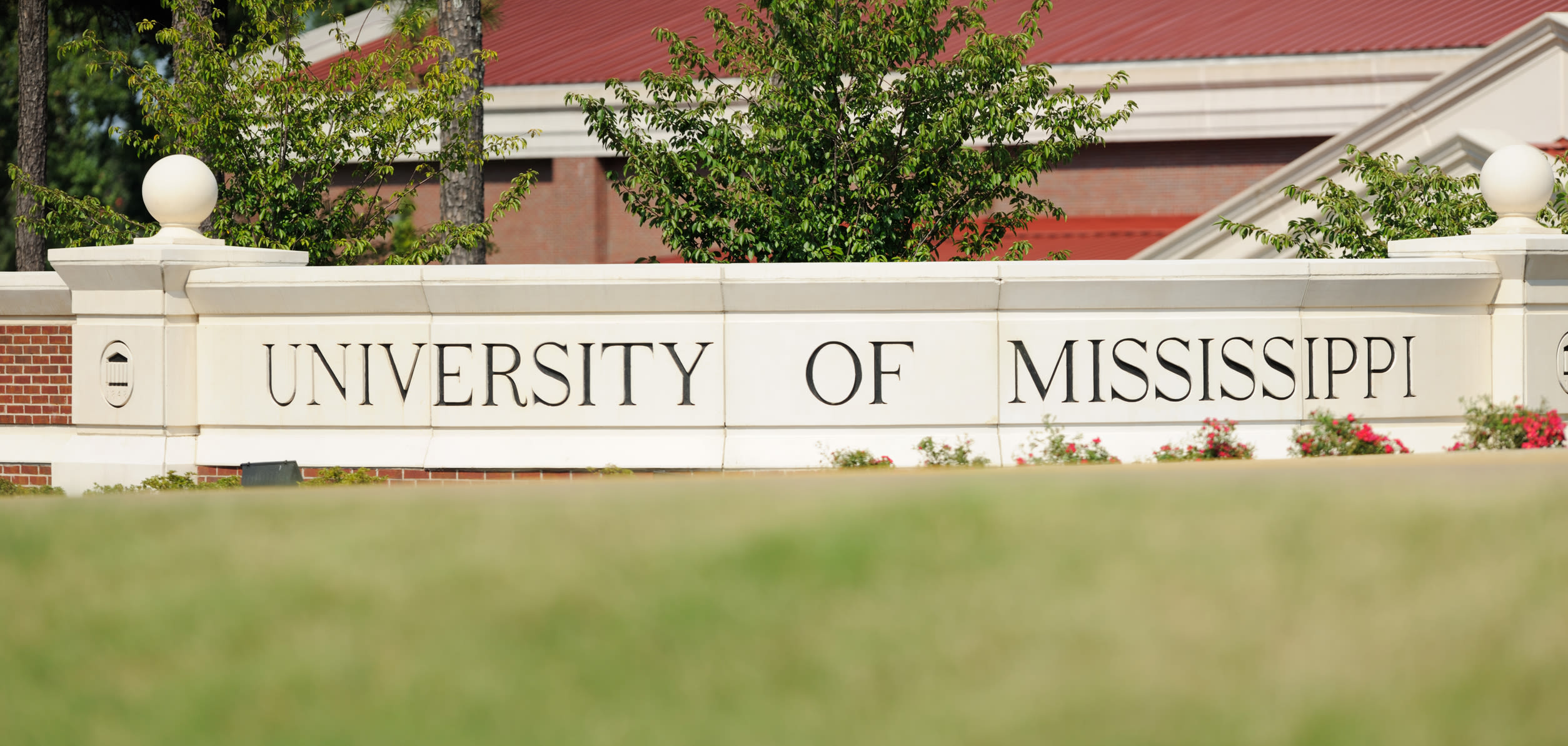 Ole Miss Student Kicked Out of Fraternity Over Racist Gestures at Protester