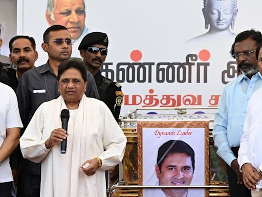 Hand over case to CBI if State govt. has no hand in murder of Armstrong: BSP chief Mayawati