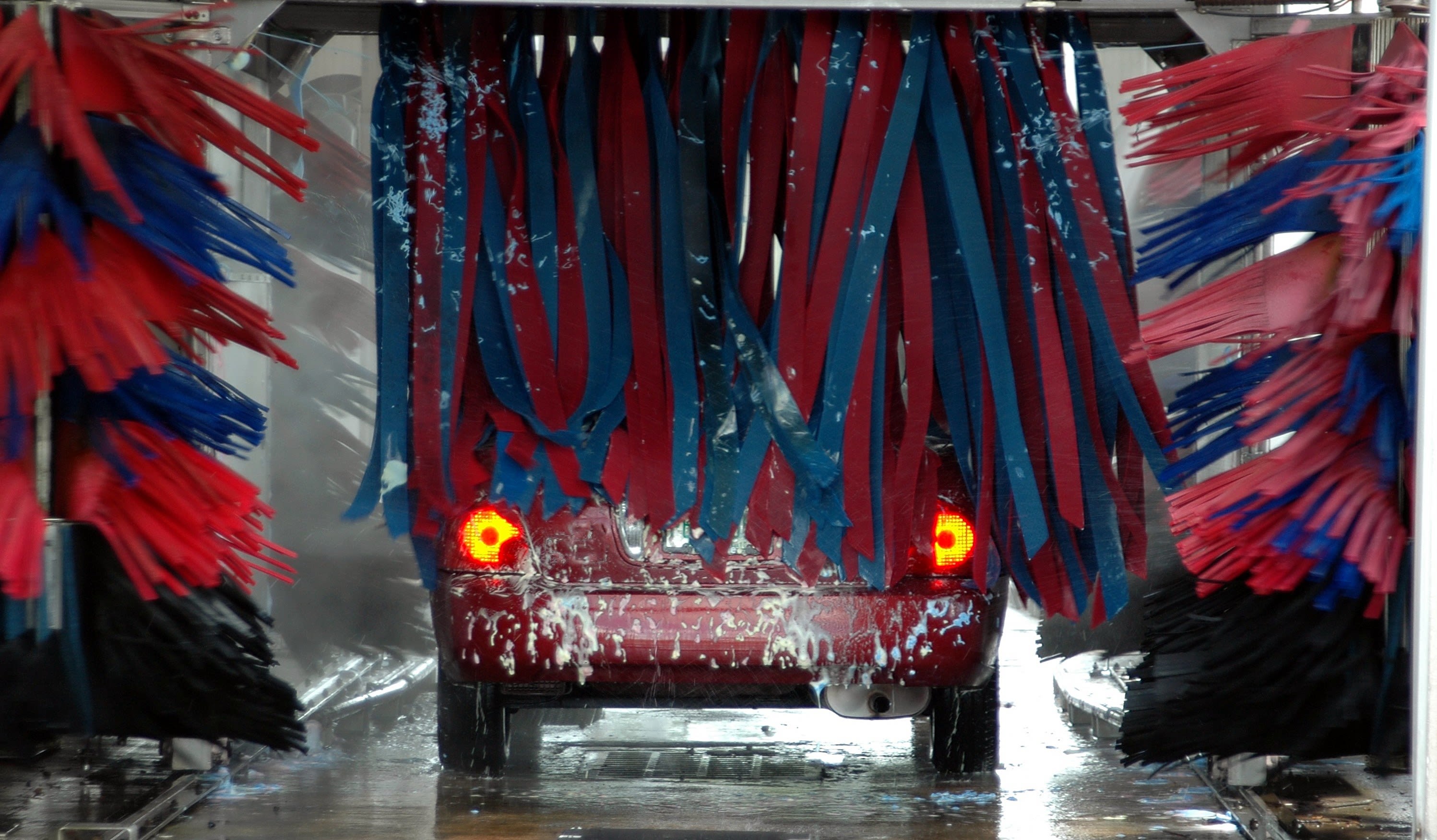 Why more car washes are coming to the Mahoning Valley