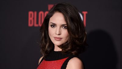 Eiza González impacta al usar un collar de Cartier como el que lució María Félix - La Opinión