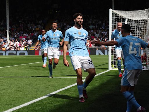 Manchester City golea 4-0 en Fulham y aumenta la presión sobre el Arsenal