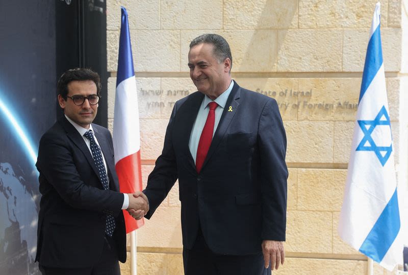 France shares more proposals with Israel over southern Lebanon