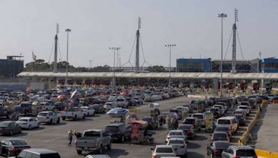 Apagón informático provoca caos peatonal y vehicular en la frontera entre Estados Unidos y México