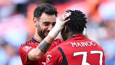 Manchester United open to offering Bruno Fernandes a new contract should he stay at the club
