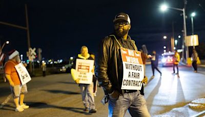 Massive port strike begins across America’s East Coast, threatening shortages and rising prices | CNN Business