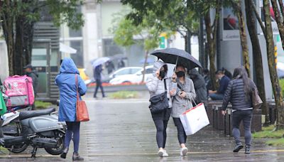 天氣預報／明天越晚越冷！中部小心大雨 週末「鋒面陪過母親節」