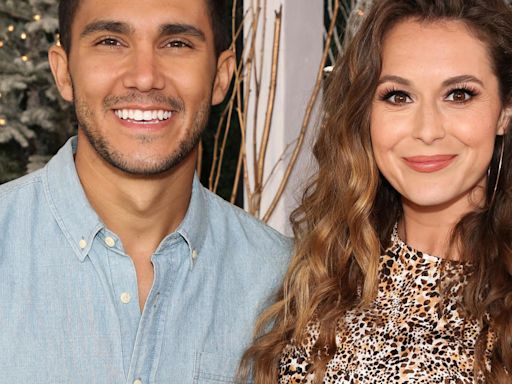 Actors Alexa and Carlos PenaVega announce stillbirth of daughter: "She was absolutely beautiful"