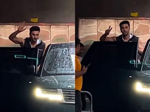 Ranbir Kapoor Looks Dapper In Casuls, Waves At Paps As He Gets Snapped In Mumbai | Photos - News18