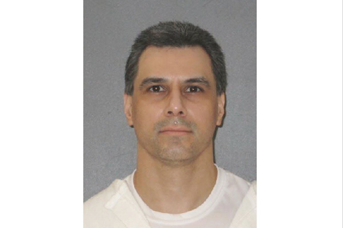 Supreme Court grants death row inmate last minute stay of execution