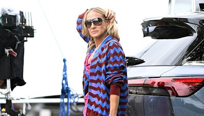 Sarah Jessica Parker looks chic in a chevron sweater
