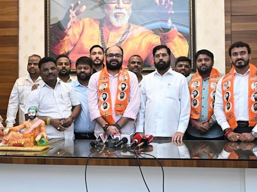 ...Setback To Youth Wing Of Shiv Sena (UBT) As Key Members Join Shiv Sena In Presence Of CM Eknath Shinde