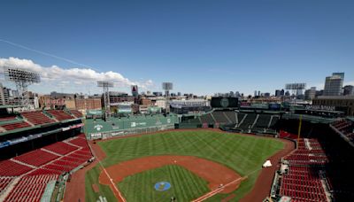 Photo: Northern Lights Spotted over Red Sox's Fenway Park amid Major Solar Storm