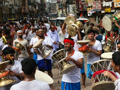 Indian court stays police orders for shops to identify owners during Hindu festival