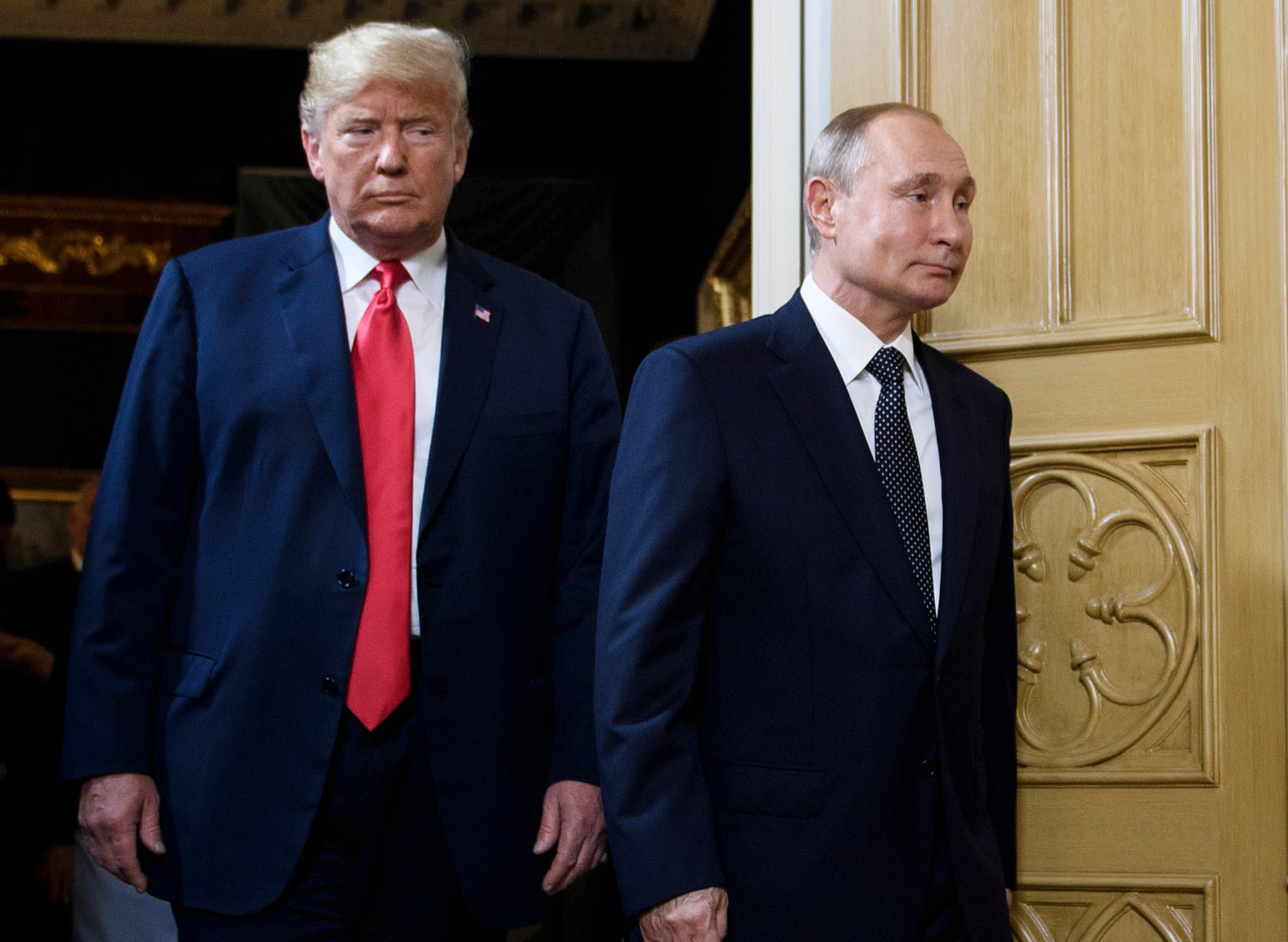 Photo of Donald Trump and Putin displayed at RNC before speech