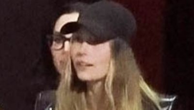 Jessica Biel is stylish at husband Justin Timberlake's LA tour stop