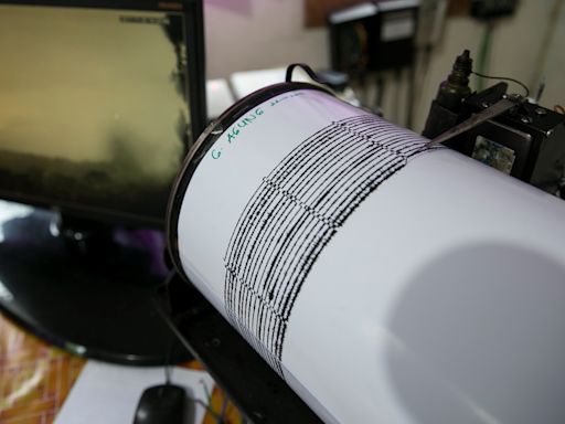 Observan tsunami de hasta medio metro tras terremoto de 7,1 en Japón, que deja 9 heridos