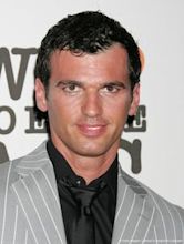 Tony Dovolani