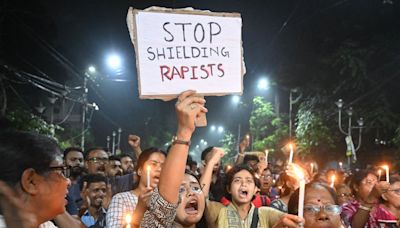 Kolkata: Thousands of women protest over rape and murder of trainee doctor at Indian state-run hospital