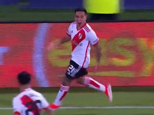 Potencia y precisión: el golazo de tiro libre de Esequiel Barco en River Plate ante Temperley por la Copa Argentina