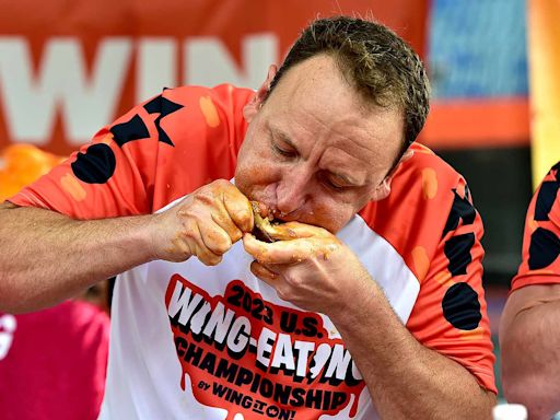 Joey Chestnut Reveals His Favorite Way to Eat a Hot Dog When He’s Not Competing: ‘I’m a Little Bit Picky’ (Exclusive)