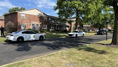 Person in critical condition after shooting on Indy's south side