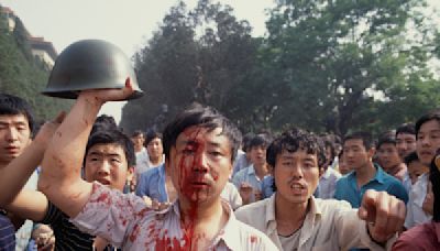 六四35週年 遇難者家屬赴北京萬安公墓發表祭文(圖) - 社會百態 - 陳子非