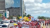CUT faz marcha em defesa de servidores públicos e autônomos | Brasil | O Dia