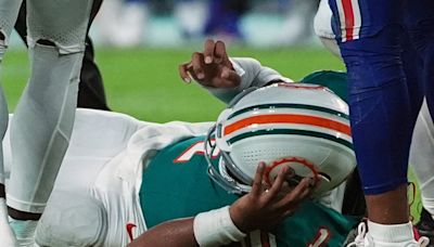 Miami Dolphins QB Tua Tagovailoa suffers concussion. What are symptoms, recovery time?