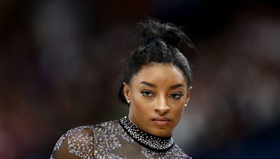 Simone Biles sparks injury concern after fall in Olympic qualifying